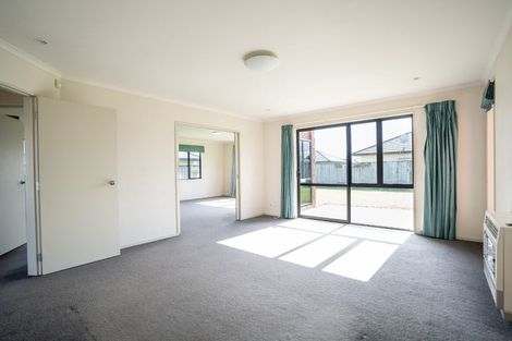 Photo of property in 21 Brooklyn Heights Drive, Kelvin Grove, Palmerston North, 4414