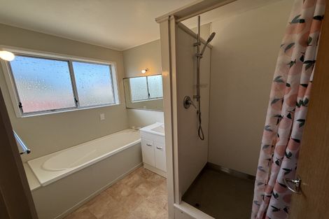 Photo of property in 2/25 Scott Road, Papakura, 2110