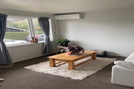 Photo of property in 2/3a Huapai Street, Onehunga, Auckland, 1061