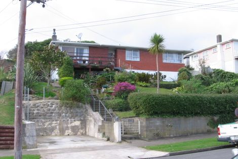 Photo of property in 15 Derby Place, Cannons Creek, Porirua, 5024