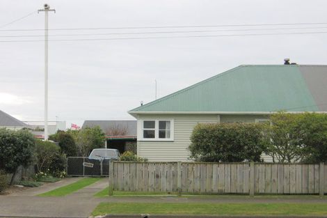 Photo of property in 9 Whyte Street, Foxton, 4814
