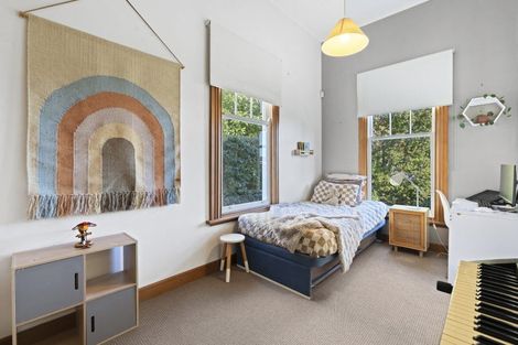 Photo of property in 62 Gilbert Street, New Plymouth, 4310