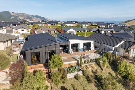 Photo of property in 13 Woolshed Drive, Stoke, Nelson, 7011