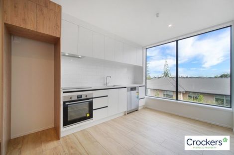 Photo of property in 2/2 Treasure Lane, Te Atatu South, Auckland, 0610