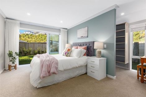 Photo of property in 45 Ken Douglas Drive, Aotea, Porirua, 5024