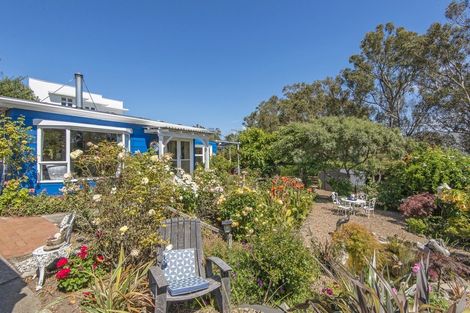 Photo of property in 17 Purau Avenue, Diamond Harbour, 8972