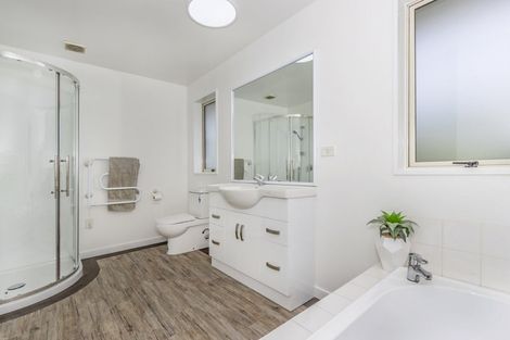 Photo of property in 169 Grimseys Road, Redwood, Christchurch, 8051