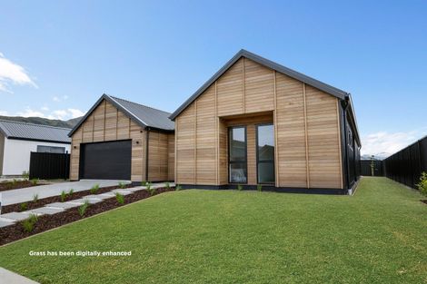 Photo of property in 13 Packer Road, Wanaka, 9382