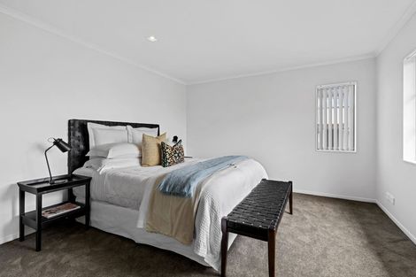 Photo of property in 38 Oakway Drive, Schnapper Rock, Auckland, 0632