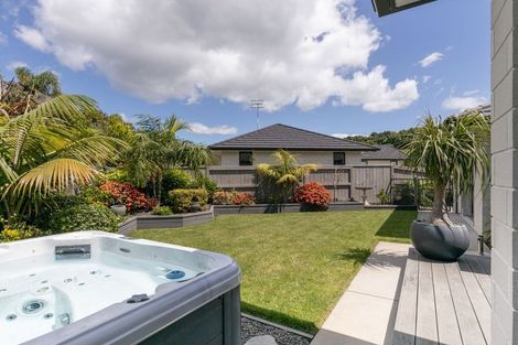 Photo of property in 13 Shoreview Close, Omokoroa, 3114