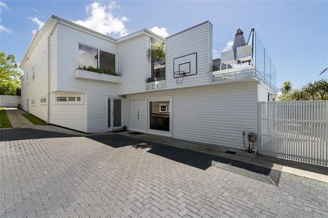 Photo of property in 258 Jervois Road, Herne Bay, Auckland, 1011