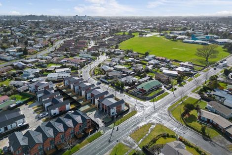 Photo of property in 2/1 Sundown Crescent, Melville, Hamilton, 3206