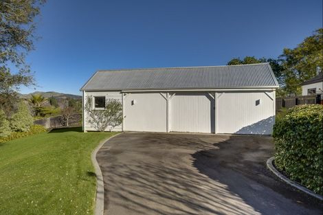 Photo of property in 59 Busby Hill, Havelock North, 4130