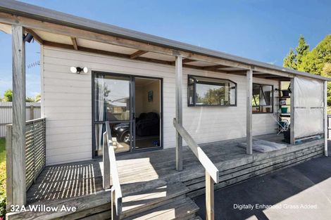 Photo of property in 32 Willow Avenue, Hannahs Bay, Rotorua, 3010