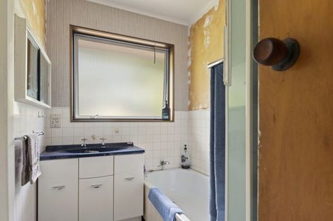 Photo of property in 61 Milton Terrace, Picton, 7220