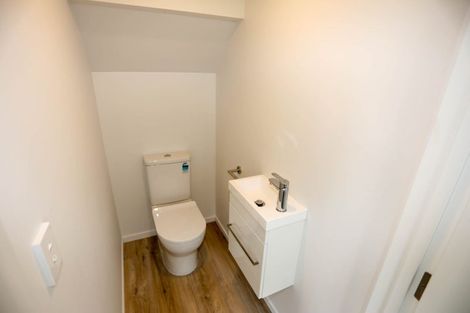 Photo of property in 4/130 Olliviers Road, Phillipstown, Christchurch, 8011