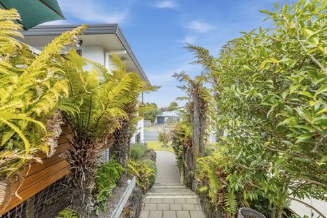 Photo of property in 30 Kiddle Drive, Hilltop, Taupo, 3330