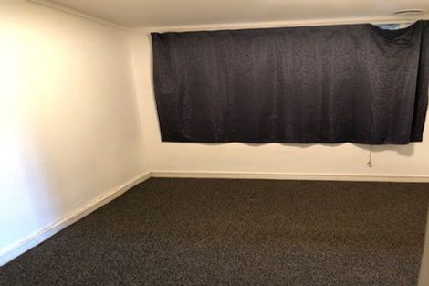 Photo of property in 82 Rolleston Street, Mount Cook, Wellington, 6021
