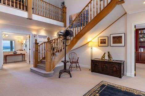 Photo of property in 423 Gillespie Place, Acacia Bay, Taupo, 3385