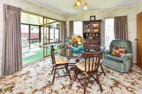 Photo of property in 5 Pettit Place, Manukau, Auckland, 2025