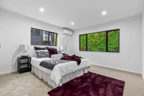 Photo of property in 56c Donovan Avenue, Massey, Auckland, 0614