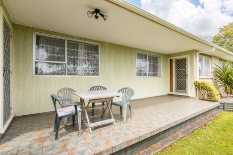 Photo of property in 10 Leon Place, Waitara, 4320