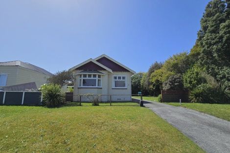 Photo of property in 32 Park Street, Hokitika, 7810