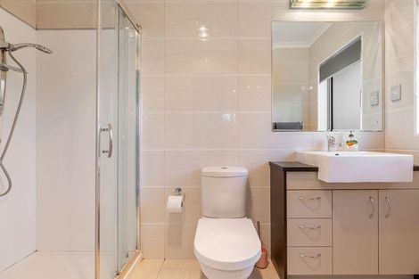 Photo of property in 12 Nirmal Place, Sunnyvale, Auckland, 0612