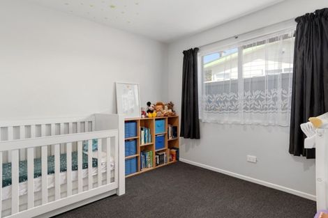 Photo of property in 36a Kaitemako Road, Welcome Bay, Tauranga, 3112