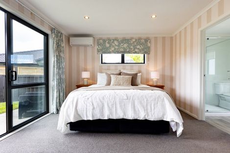 Photo of property in 35 Plescher Crescent, Leamington, Cambridge, 3432