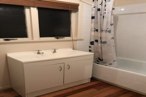 Photo of property in 2/83 Symonds Street, Royal Oak, Auckland, 1061