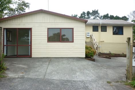 Photo of property in 2/2 Applewood Drive, Henderson, Auckland, 0612