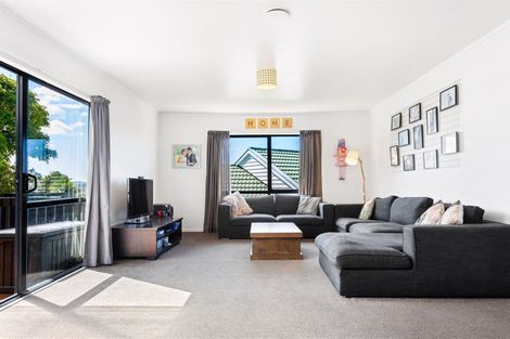 Photo of property in 230d Sturges Road, Henderson, Auckland, 0612