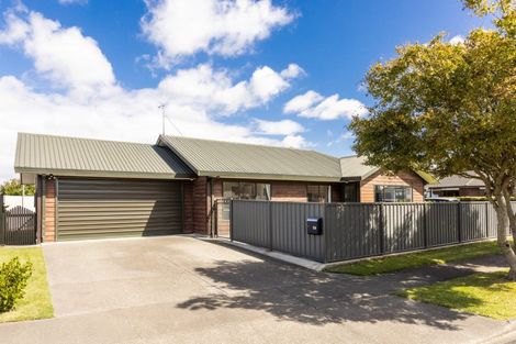 Photo of property in 39 Whiting Crescent, Greenmeadows, Napier, 4112