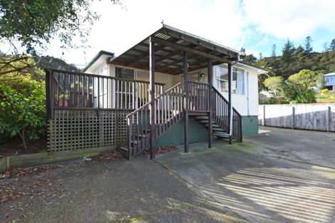 Photo of property in 102 Horoeka Street, Stokes Valley, Lower Hutt, 5019