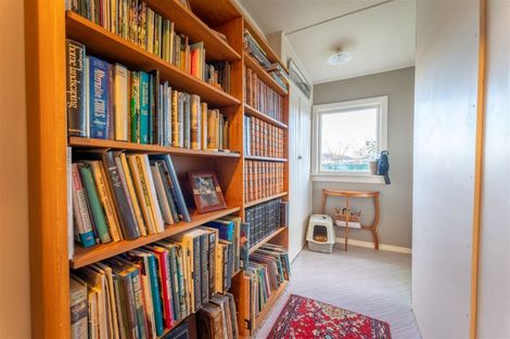 Photo of property in 18 Rugby Street, Waimate, 7924