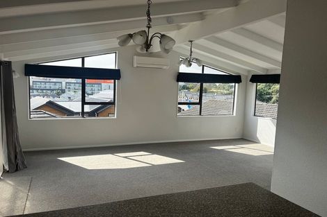 Photo of property in 9b Rishworth Avenue, Stanmore Bay, Whangaparaoa, 0932