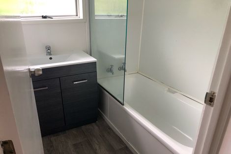 Photo of property in 39 Brunner Road, Glen Eden, Auckland, 0602