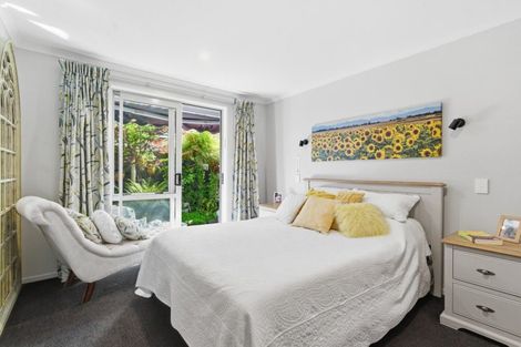 Photo of property in 1 Hanlow Place, Pyes Pa, Tauranga, 3112