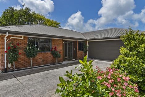 Photo of property in 9a Wilton Street, Westown, New Plymouth, 4310