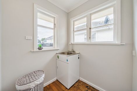 Photo of property in 2a Stephen Street, Trentham, Upper Hutt, 5018