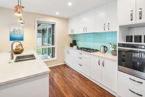 Photo of property in 70 Banks Boulevard, Whitby, Porirua, 5024