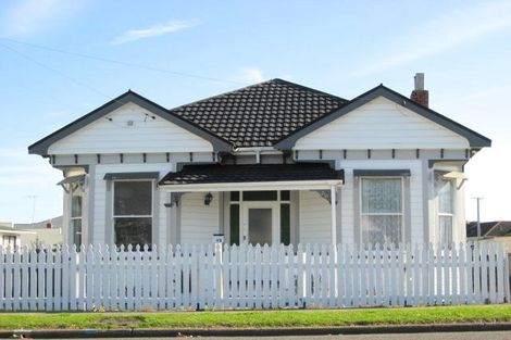 Photo of property in 13 Carlton Avenue, Gonville, Whanganui, 4501