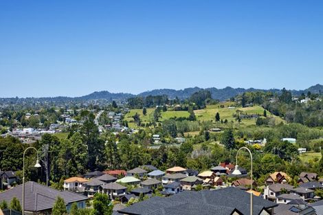 Photo of property in 112 San Marino Drive West, Henderson, Auckland, 0612