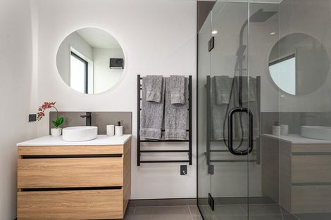 Photo of property in 27 Reece Place, Marshland, Christchurch, 8051