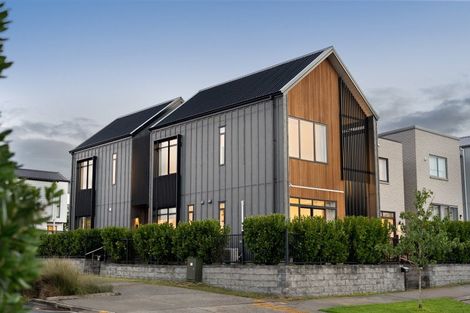 Photo of property in 2 Skua Road, Hobsonville, Auckland, 0616