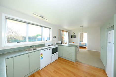 Photo of property in 9 Penwood Street, Russley, Christchurch, 8042