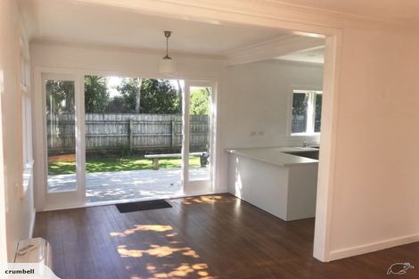 Photo of property in 19a Ropiha Street, Fitzroy, New Plymouth, 4312