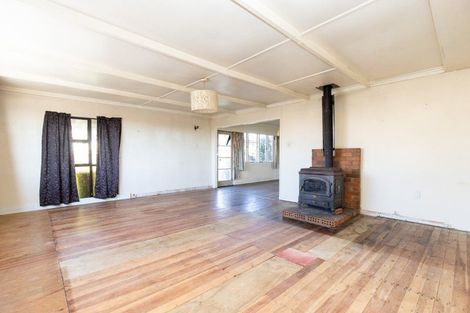 Photo of property in 9 Front Miranda Road, Waitakaruru, Thames, 3576