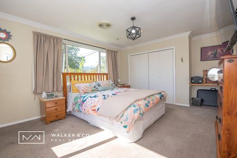 Photo of property in 31 Royal Street, Upper Hutt Central, Upper Hutt, 5018